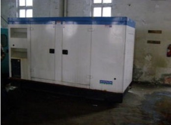 多祥镇康明斯150kw大型柴油二手发电机组