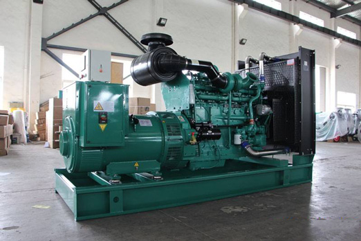 多祥镇320kw康明斯柴油发电车出租